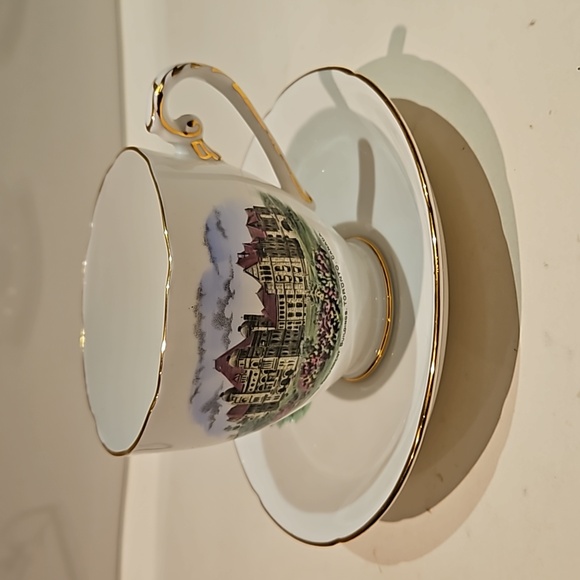 Royal Grafton tea cup and sauce - Picture 8 of 8